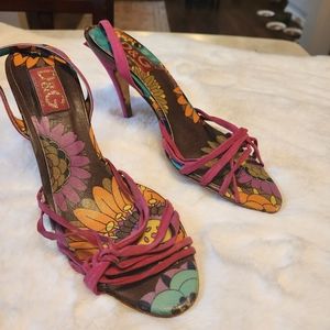 Dolce and Gabana magenta suede sandles